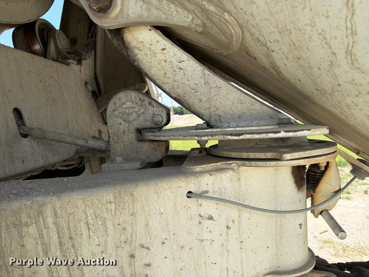 image for item FK3517 2003 Peterbilt 357 ready mix truck