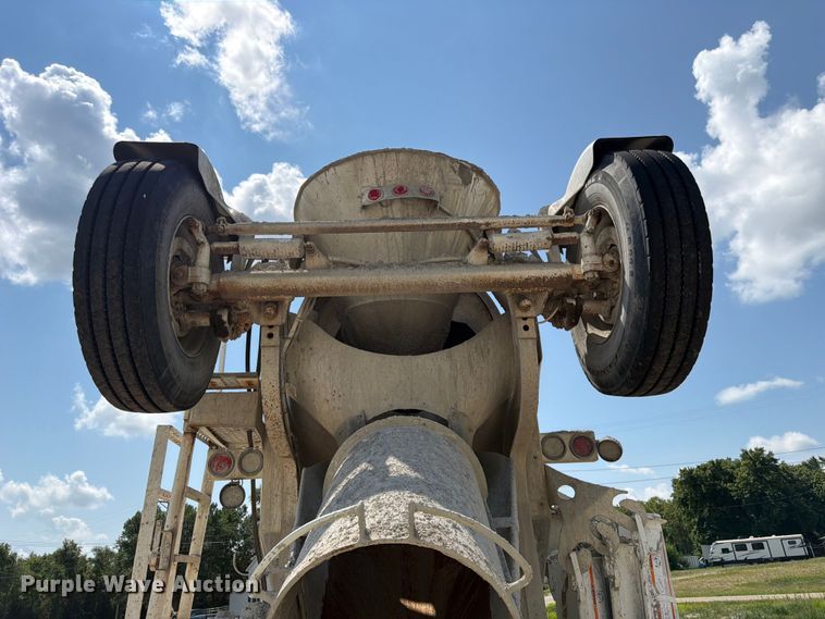image for item FK3517 2003 Peterbilt 357 ready mix truck