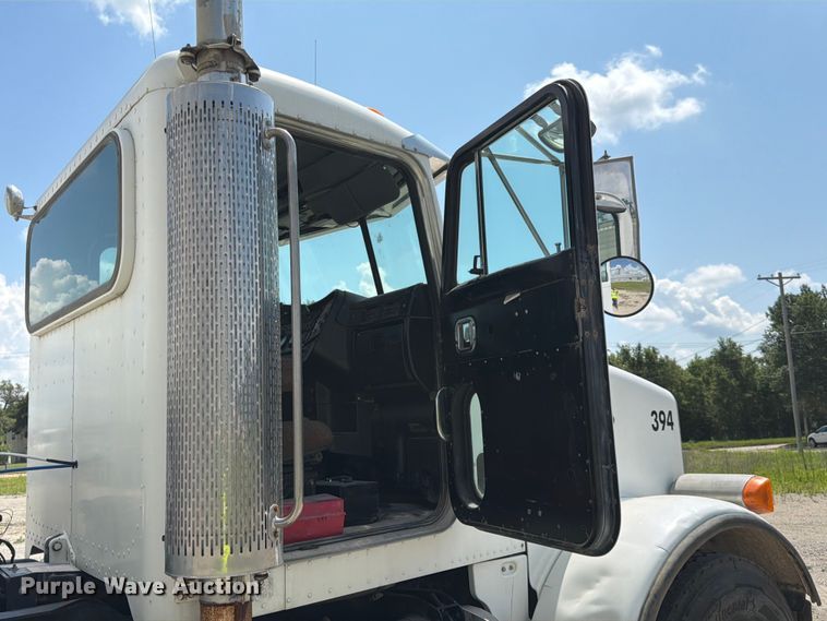 image for item FK3517 2003 Peterbilt 357 ready mix truck