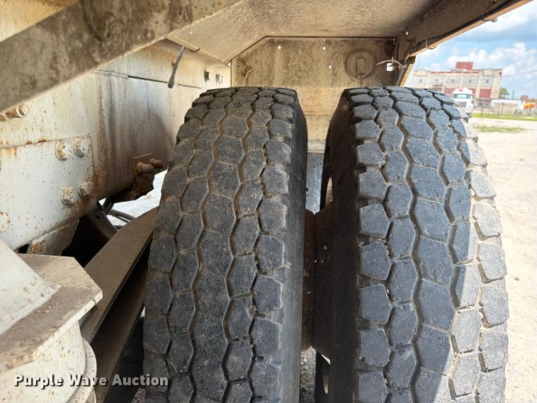 image for item FK3517 2003 Peterbilt 357 ready mix truck