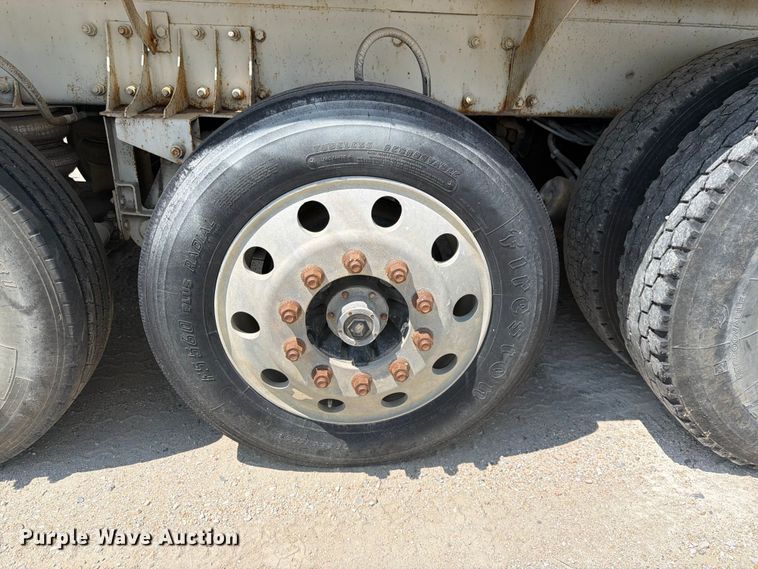 image for item FK3517 2003 Peterbilt 357 ready mix truck