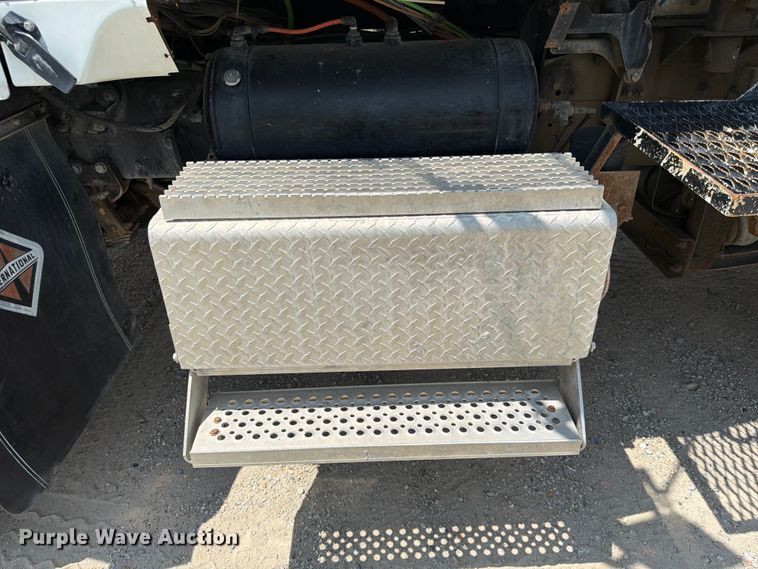 image for item FK3518 2013 International PayStar 5500i ready mix truck