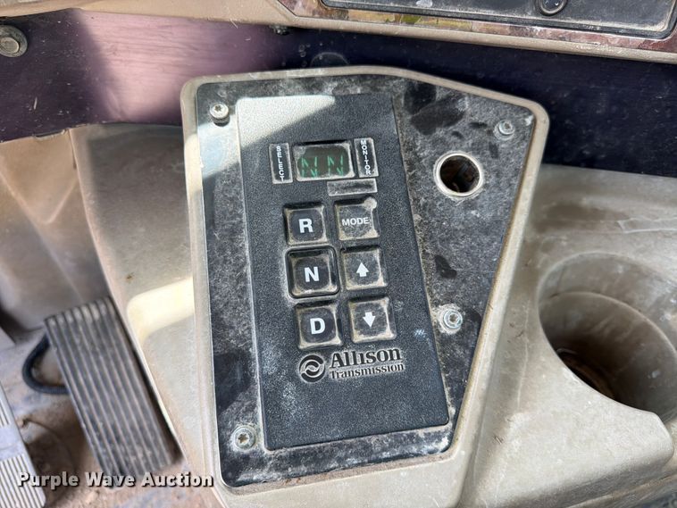 image for item FK3518 2013 International PayStar 5500i ready mix truck