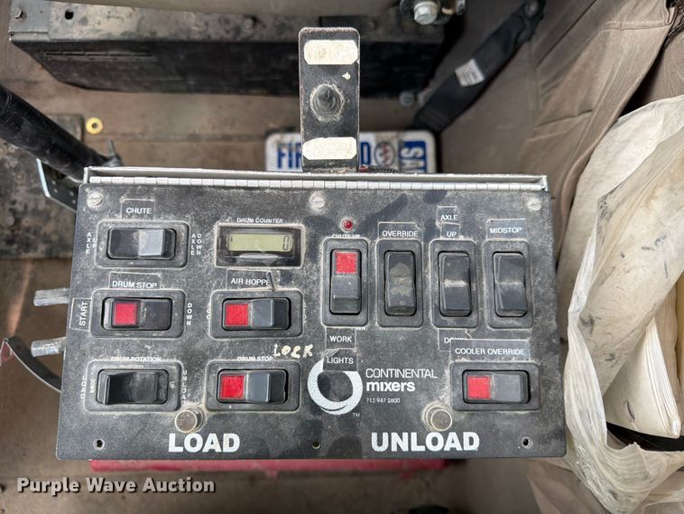 image for item FK3518 2013 International PayStar 5500i ready mix truck