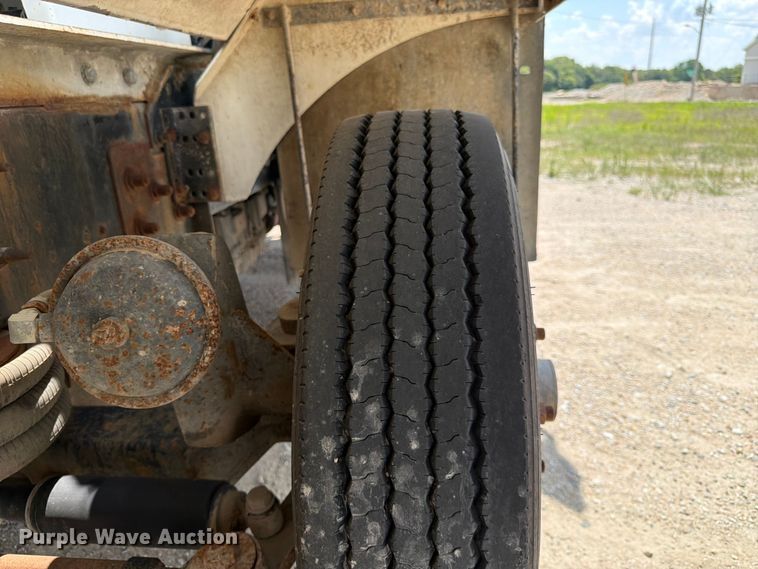 image for item FK3518 2013 International PayStar 5500i ready mix truck