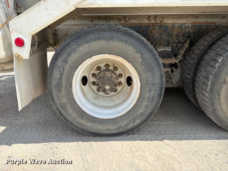 image for item FK3518 2013 International PayStar 5500i ready mix truck