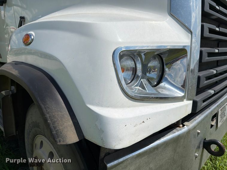 image for item FK3519 2012 Freightliner 114SD dump truck