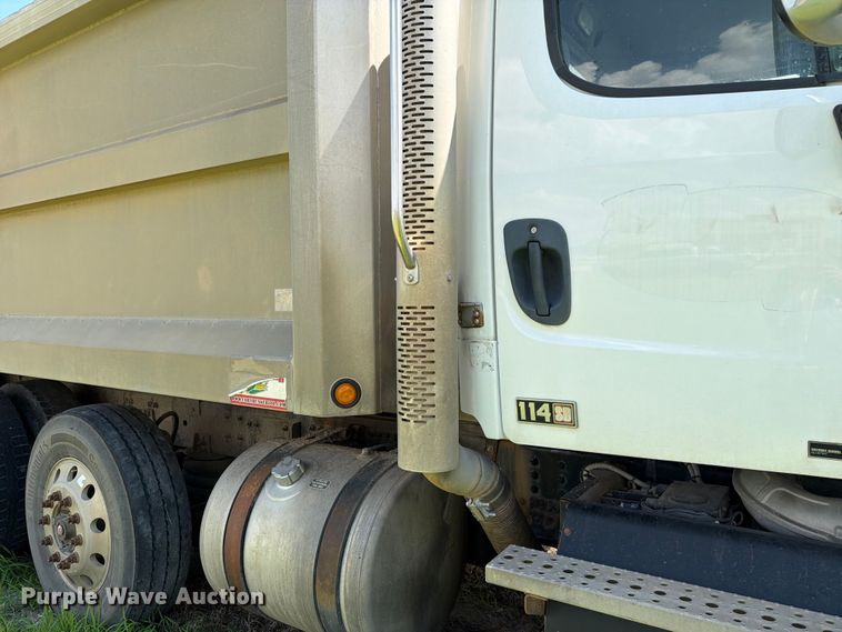 image for item FK3519 2012 Freightliner 114SD dump truck