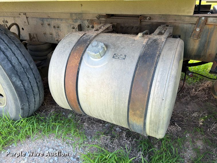 image for item FK3519 2012 Freightliner 114SD dump truck