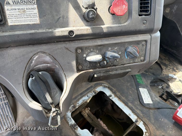 image for item FK3519 2012 Freightliner 114SD dump truck