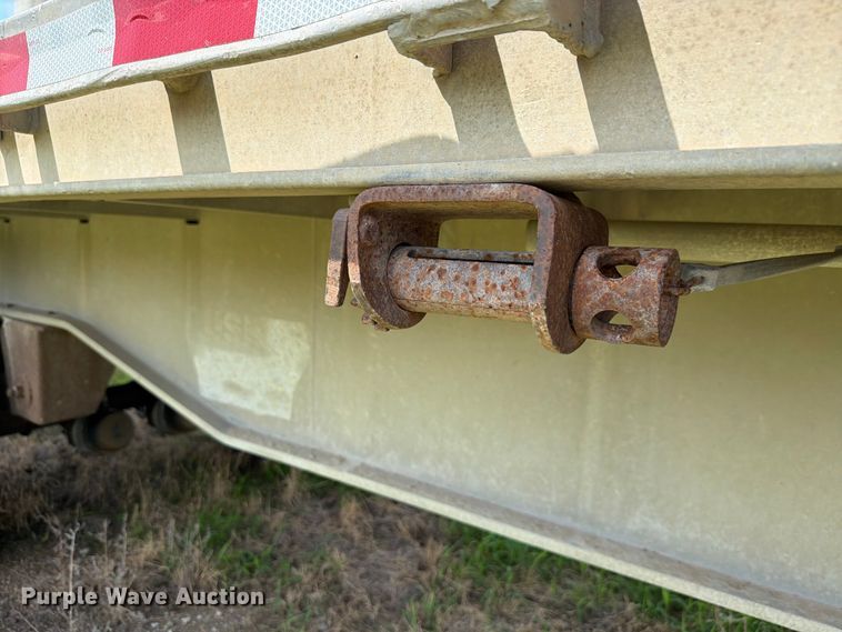 image for item FK3520 1985 Ravens flatbed trailer