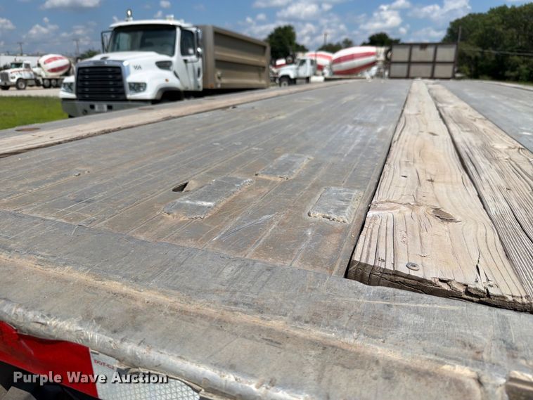 image for item FK3520 1985 Ravens flatbed trailer