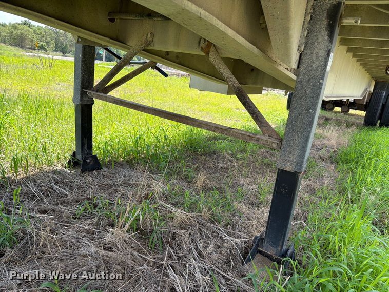 image for item FK3520 1985 Ravens flatbed trailer