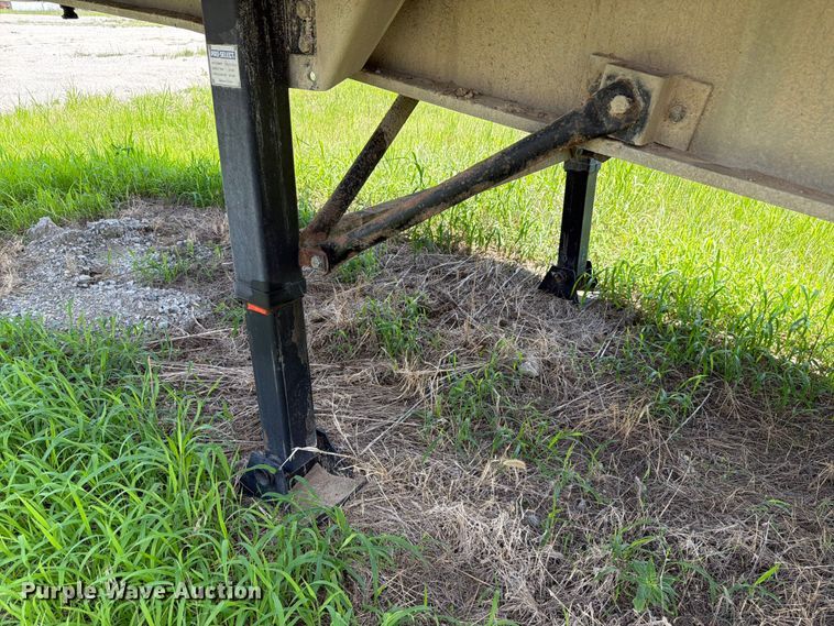image for item FK3520 1985 Ravens flatbed trailer