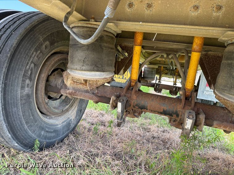 image for item FK3520 1985 Ravens flatbed trailer