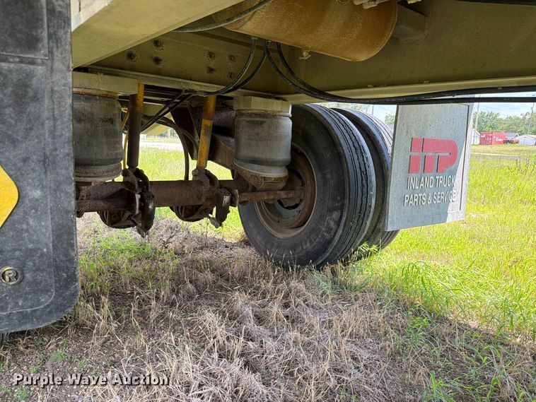 image for item FK3520 1985 Ravens flatbed trailer