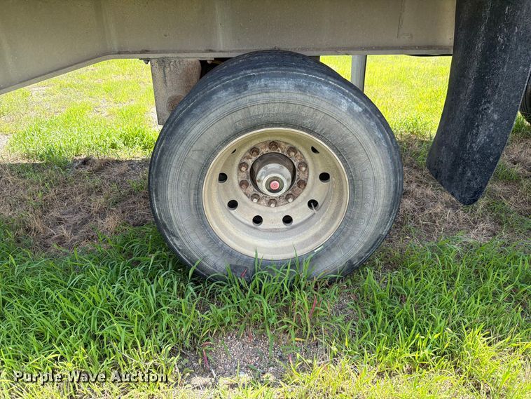 image for item FK3520 1985 Ravens flatbed trailer