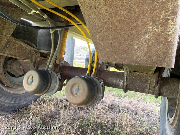 image for item FK3520 1985 Ravens flatbed trailer