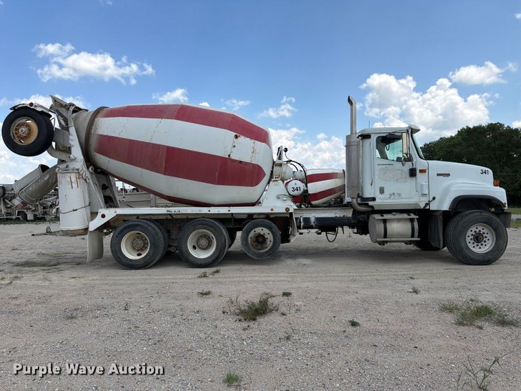 image for item FK3521 2007 International DF557 ready mix truck