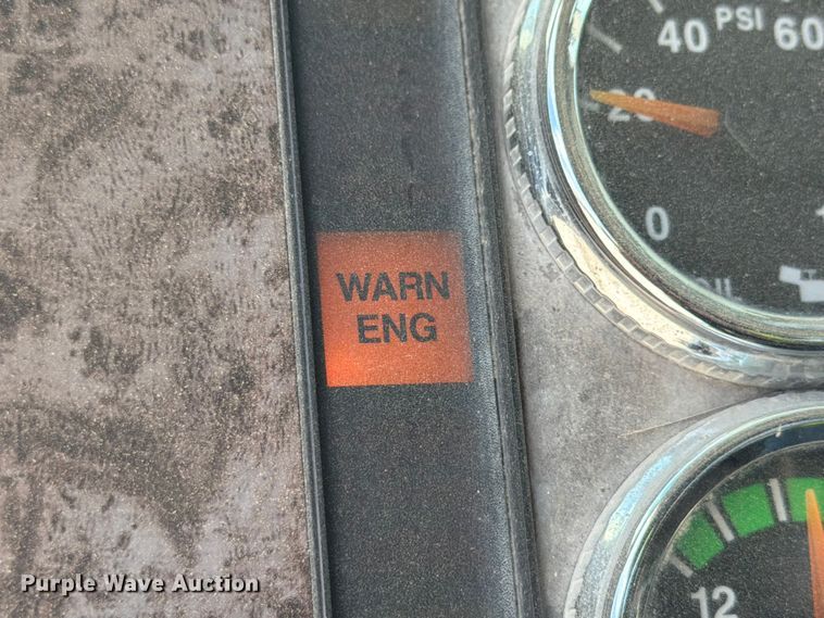 image for item FK3521 2007 International DF557 ready mix truck