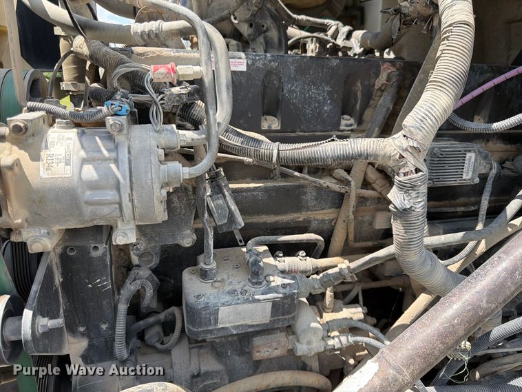 image for item FK3521 2007 International DF557 ready mix truck