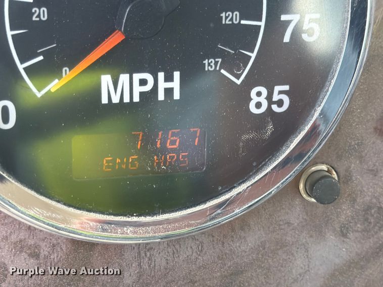 image for item FK3521 2007 International DF557 ready mix truck