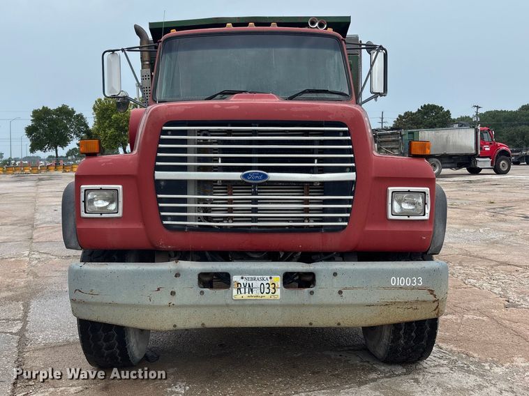image for item FK3524 1997 Ford LT8000 dump truck