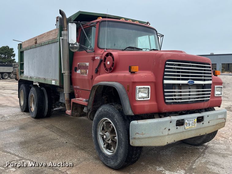 image for item FK3524 1997 Ford LT8000 dump truck