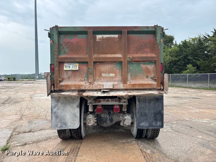 image for item FK3524 1997 Ford LT8000 dump truck