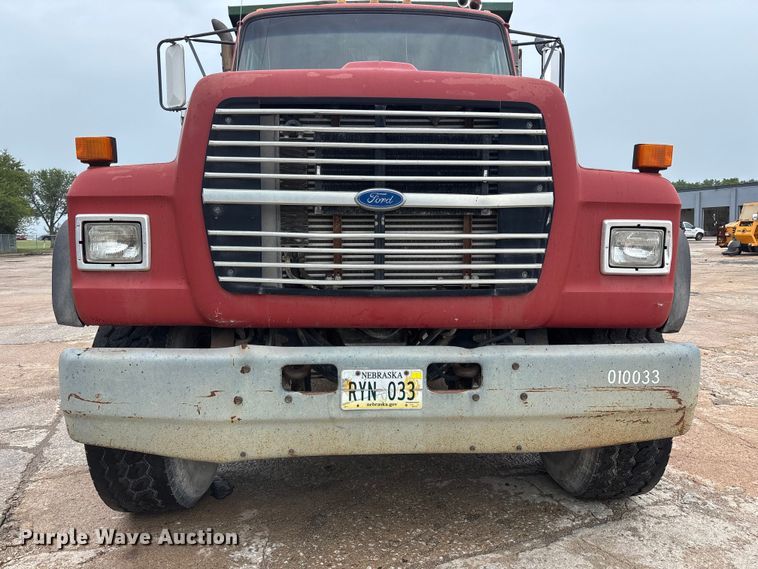 image for item FK3524 1997 Ford LT8000 dump truck