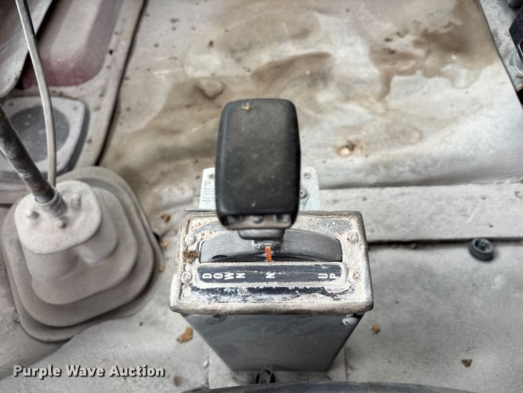 image for item FK3524 1997 Ford LT8000 dump truck
