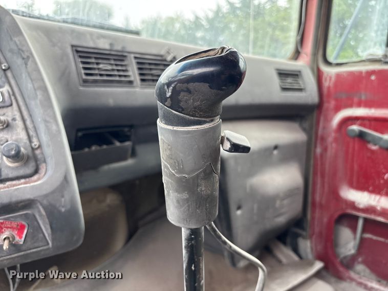 image for item FK3524 1997 Ford LT8000 dump truck