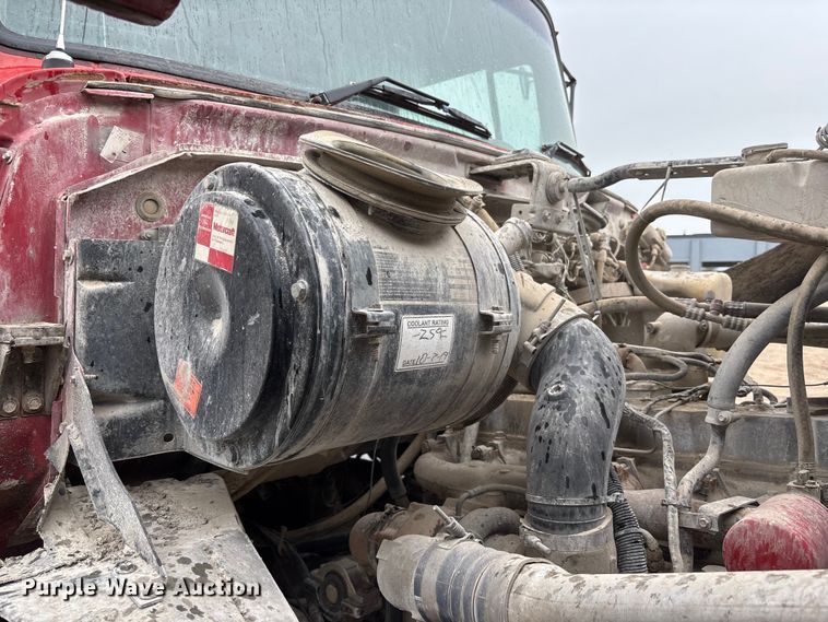 image for item FK3524 1997 Ford LT8000 dump truck