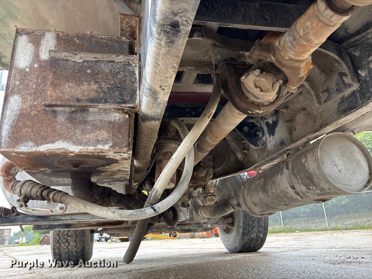 image for item FK3524 1997 Ford LT8000 dump truck