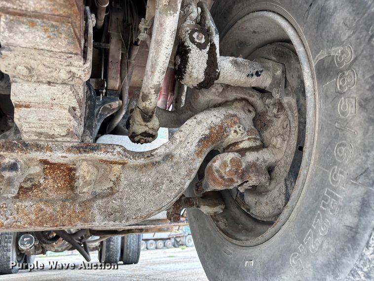 image for item FK3524 1997 Ford LT8000 dump truck