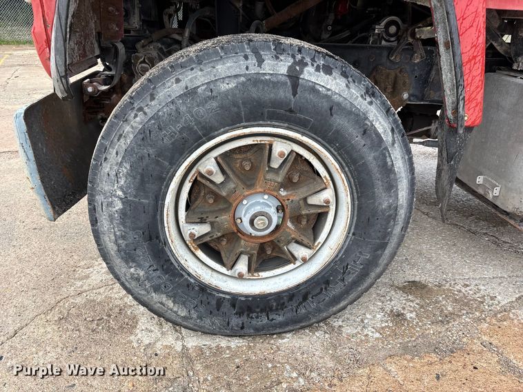 image for item FK3524 1997 Ford LT8000 dump truck