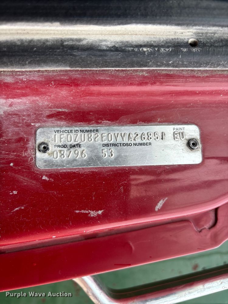 image for item FK3524 1997 Ford LT8000 dump truck