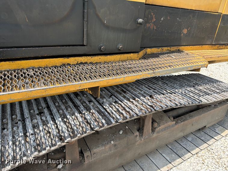 image for item FK3529 1985 Caterpillar 225LC excavator