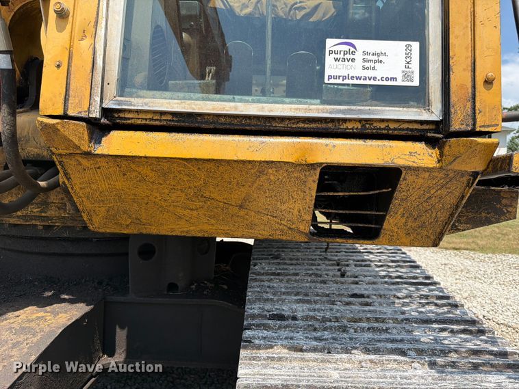 image for item FK3529 1985 Caterpillar 225LC excavator