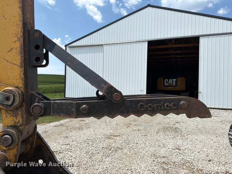 image for item FK3529 1985 Caterpillar 225LC excavator