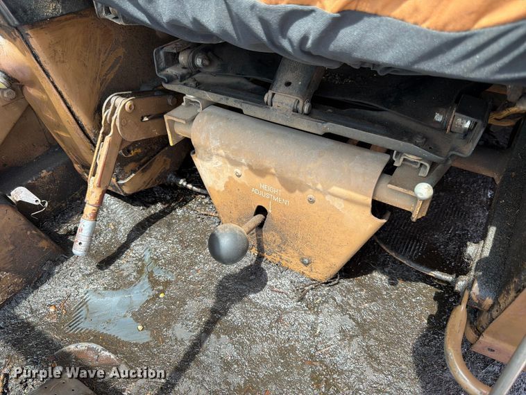 image for item FK3529 1985 Caterpillar 225LC excavator