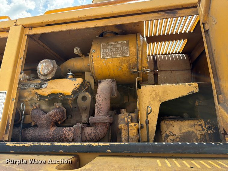 image for item FK3529 1985 Caterpillar 225LC excavator