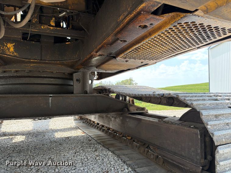 image for item FK3529 1985 Caterpillar 225LC excavator