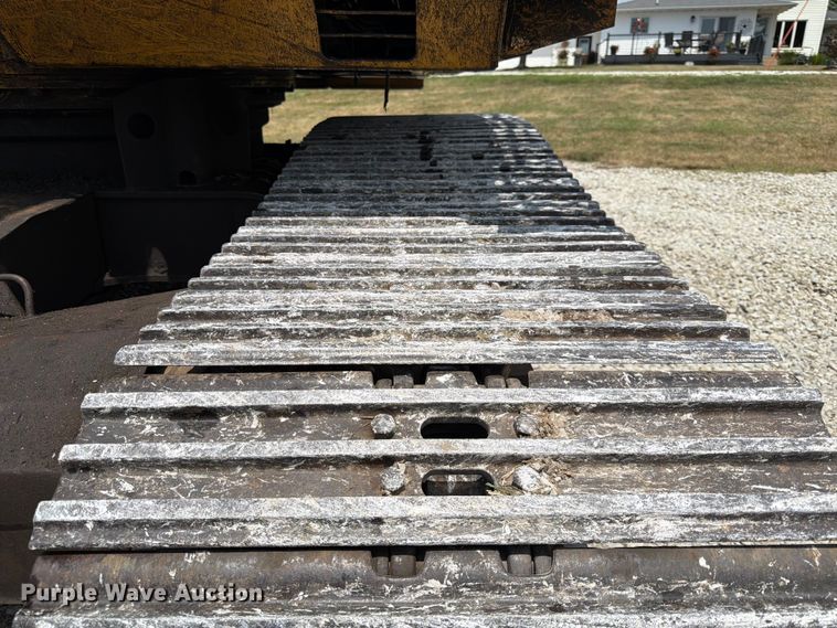 image for item FK3529 1985 Caterpillar 225LC excavator