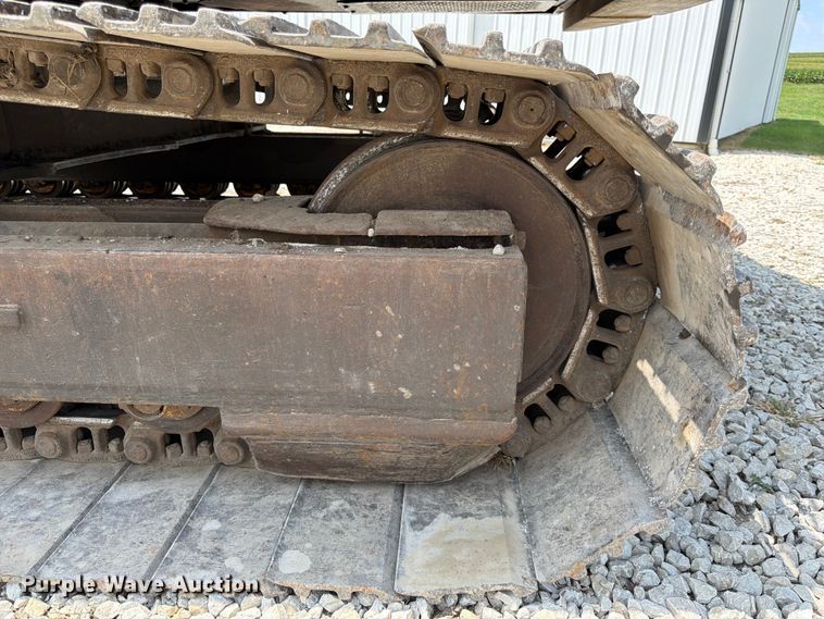 image for item FK3529 1985 Caterpillar 225LC excavator