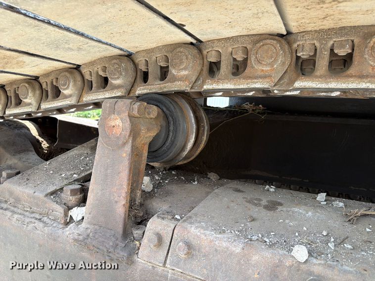 image for item FK3529 1985 Caterpillar 225LC excavator