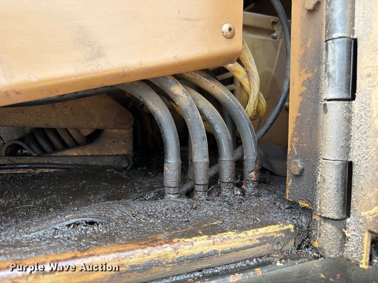 image for item FK3529 1985 Caterpillar 225LC excavator