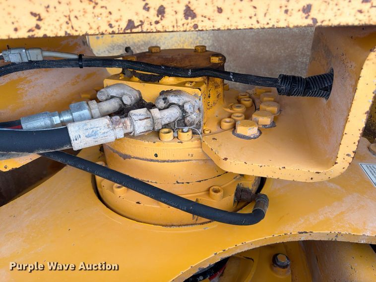 image for item FK3538 2011 Volvo DD138HF double drum vibratory roller