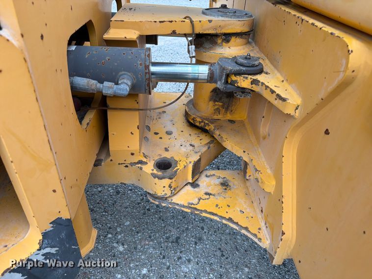 image for item FK3538 2011 Volvo DD138HF double drum vibratory roller