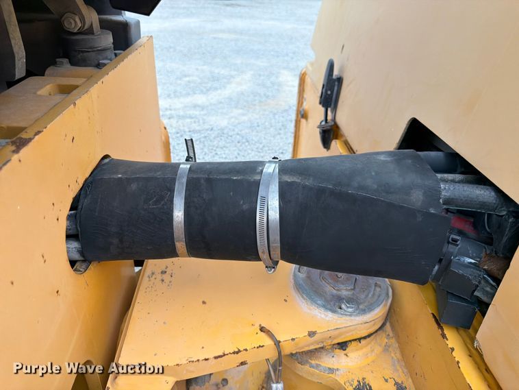 image for item FK3538 2011 Volvo DD138HF double drum vibratory roller